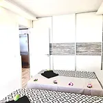 Hébergement de vacances Luxury Ocean View 1 Bedroom *