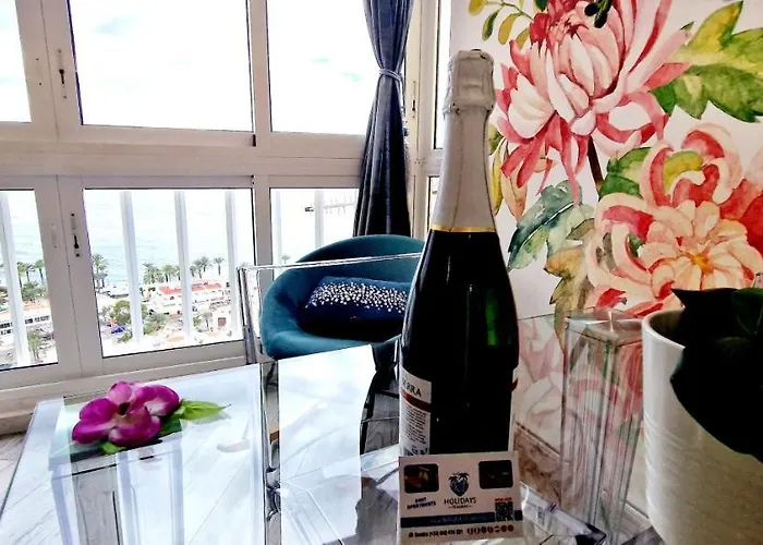 Hébergement de vacances Luxury Ocean View 1 Bedroom *